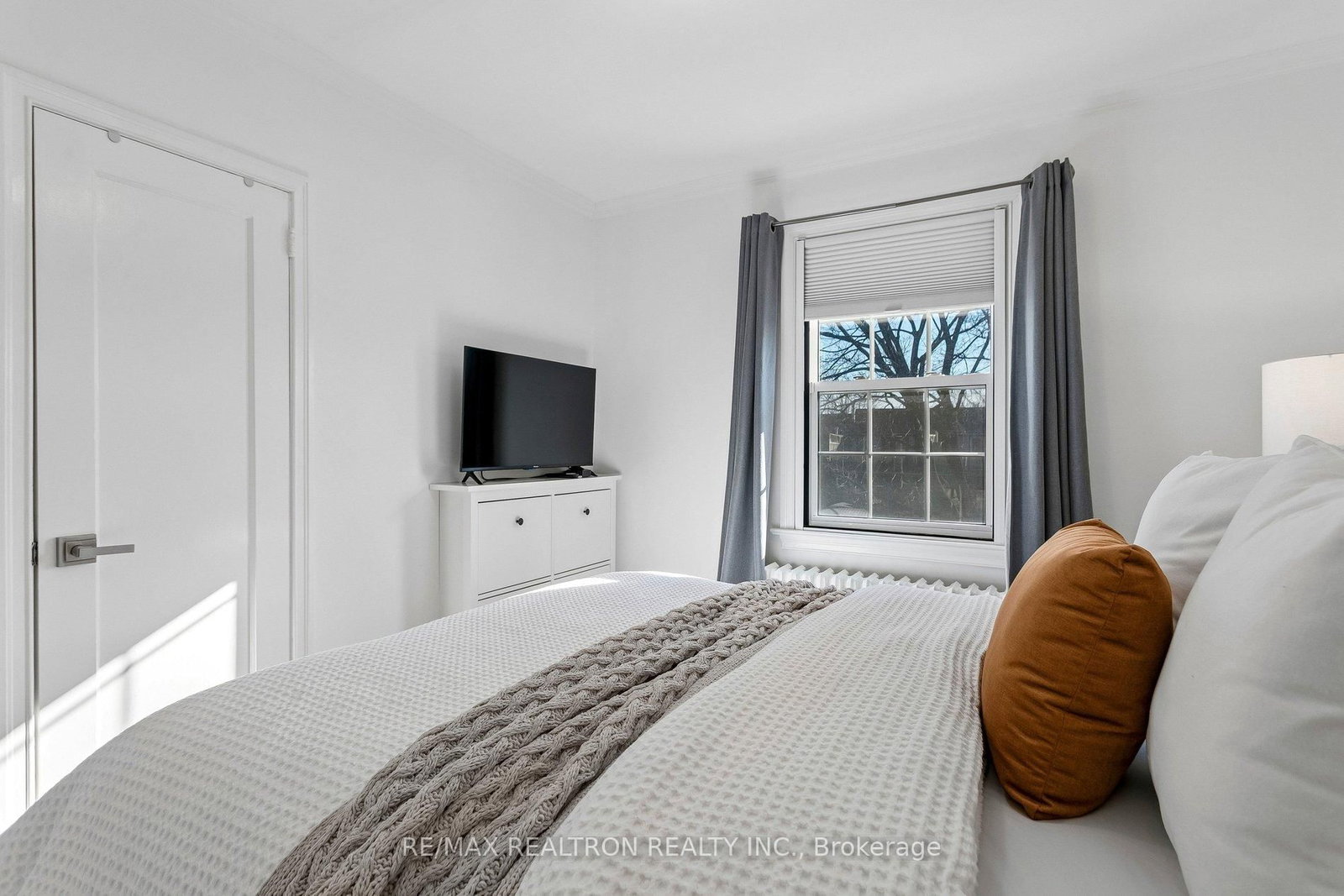 Detached House for sale at 180 Windermere Avenue, Toronto, Ontario, M6S 3J7 - High Park-Swansea - MLS: W12972702