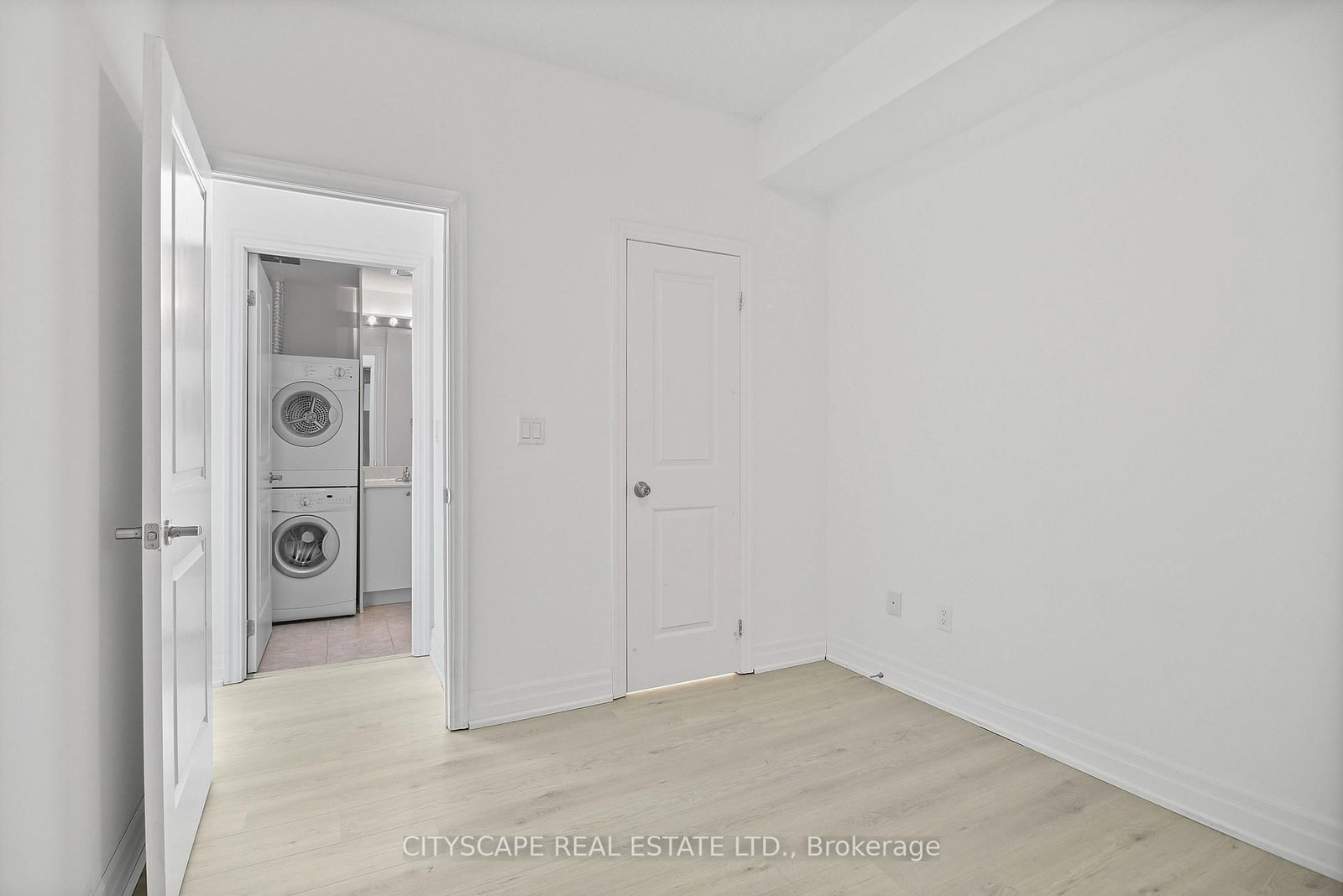 Condo for lease at 501-370 Wallace Avenue, Toronto, Ontario, M6P 3P5 - Dovercourt-Wallace Emerson-Junction - MLS: W12972736