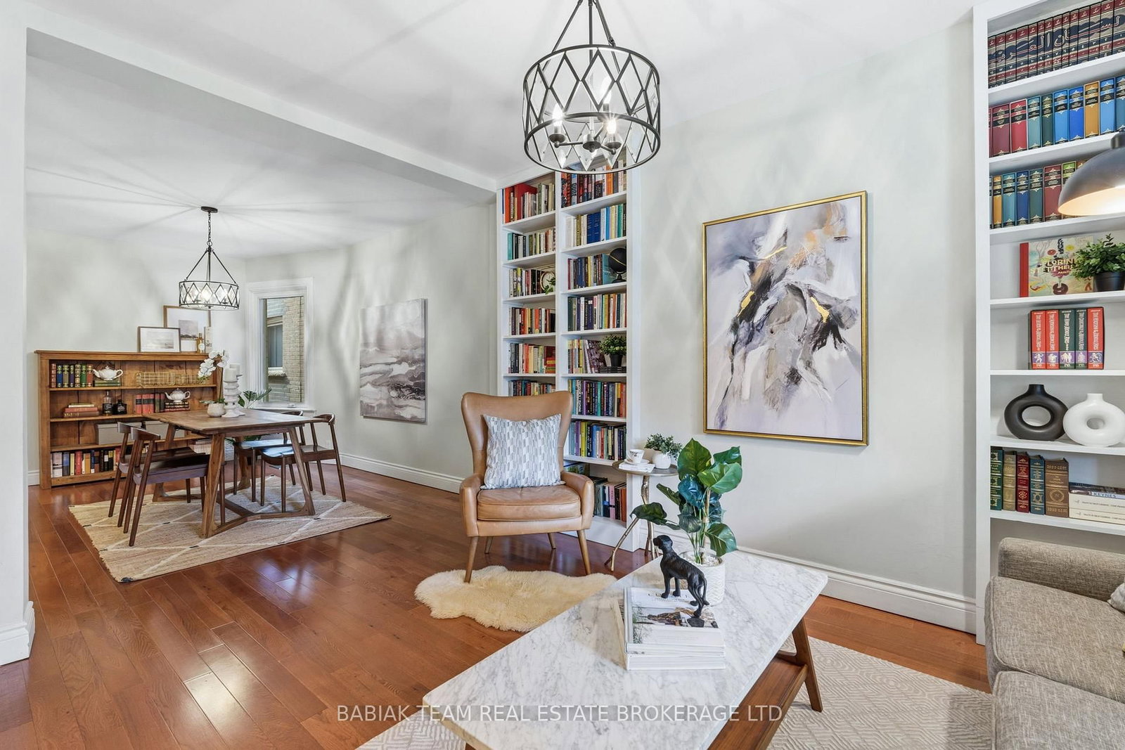 Listing Image 8