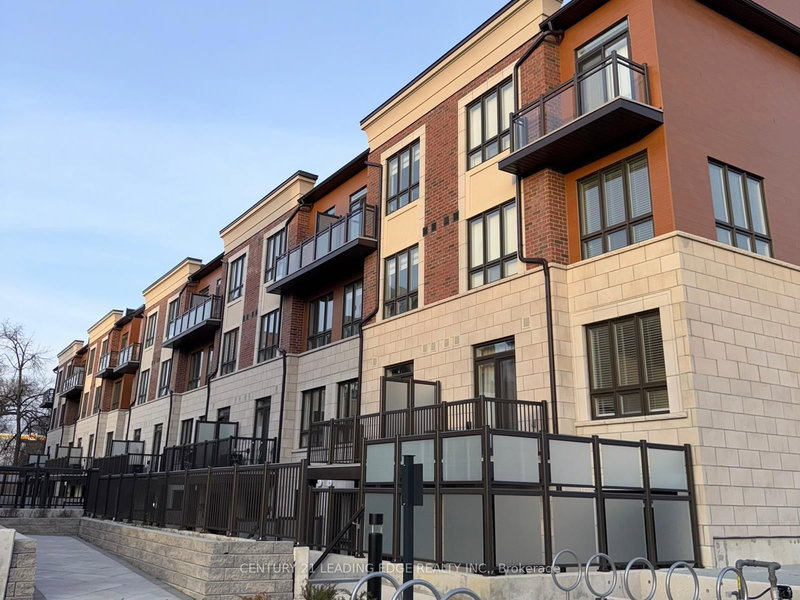 home for lease on 1-4015 Hickory Drive