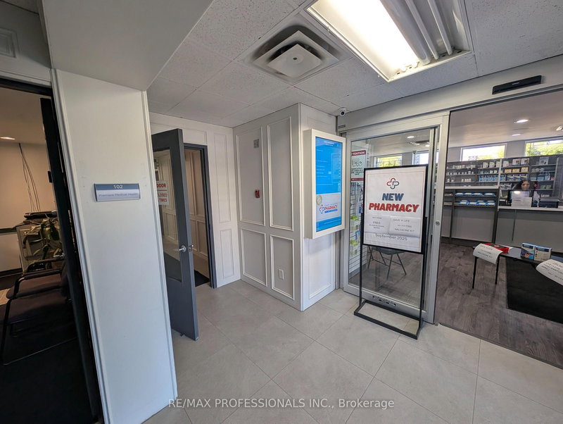 B1 - 4640 Jane St, Toronto, M3N 2K5 | Image 3