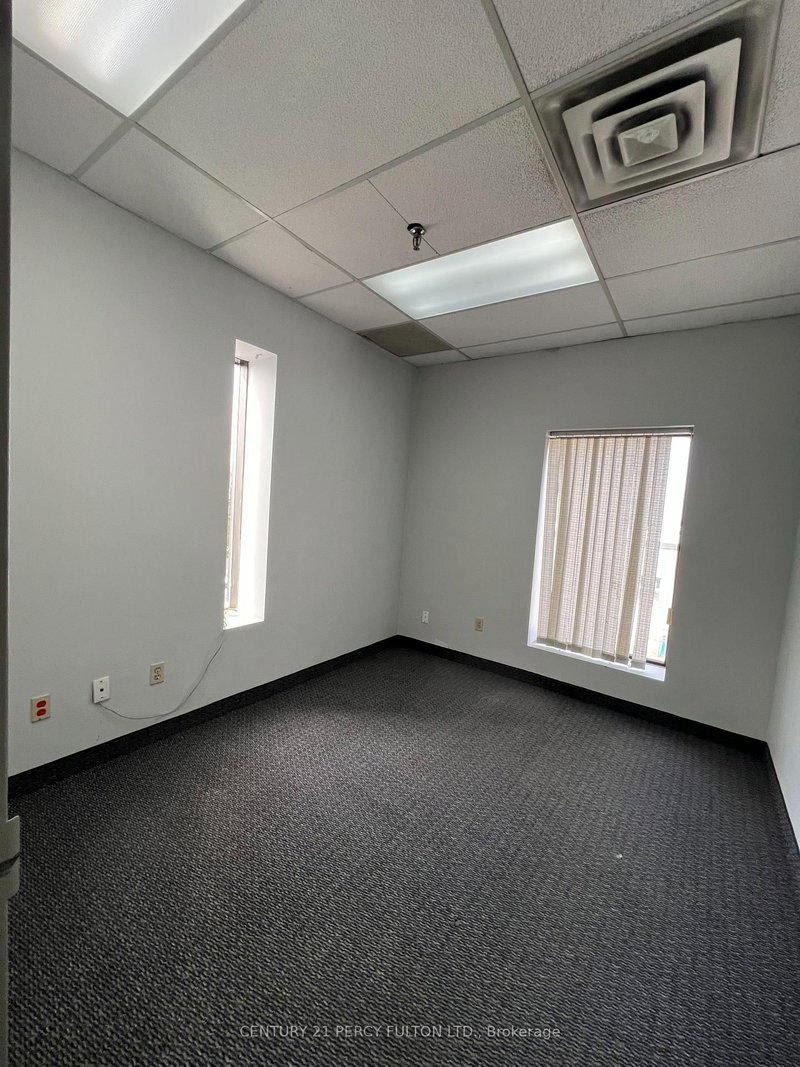 206 - 230 Eddystone Ave, Toronto, M3N 1H7 | Image 3