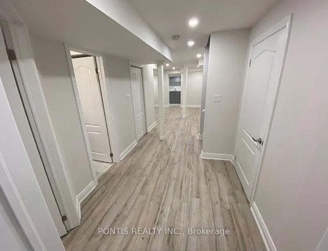 188 Holmes Crescent, Unit Basement Apt. - Photo 4