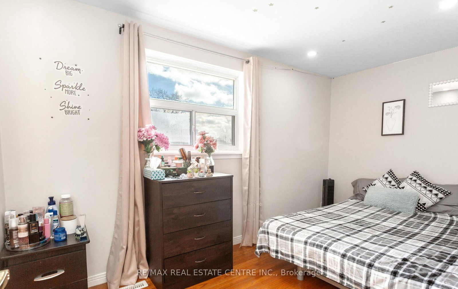 Semi-Detached House for sale at 1 Tindale Road, Brampton, Ontario, L6V 2G8 - Madoc - MLS: W12973114