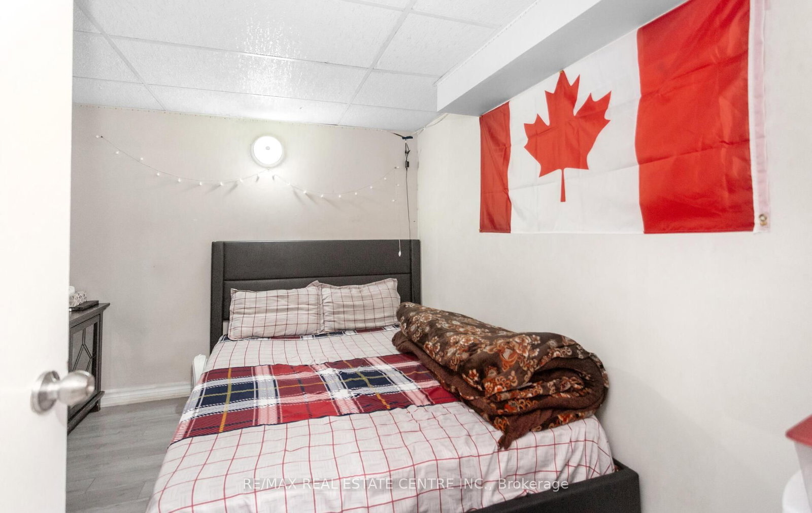 Semi-Detached House for sale at 1 Tindale Road, Brampton, Ontario, L6V 2G8 - Madoc - MLS: W12973114