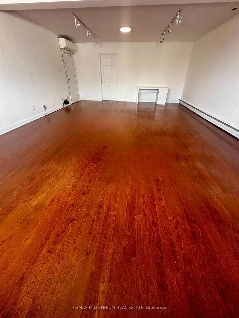 Upper#1 - 224 Queen St S, Mississauga, L5M 1L5 | Image 3