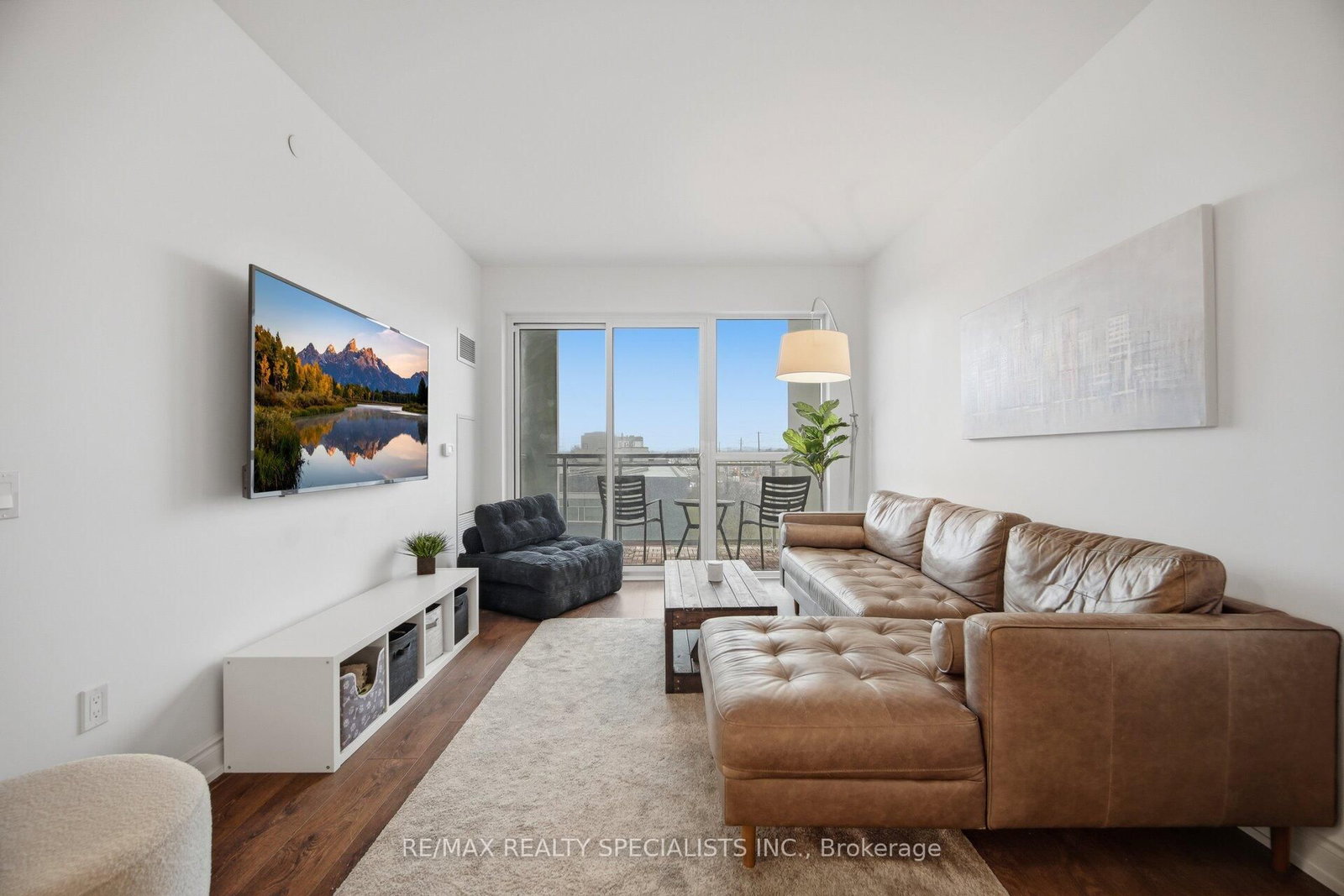 Condo for sale at 405-1050 Main Street, Milton, Ontario, L9T 9M3 - Dempsey - MLS: W12973200