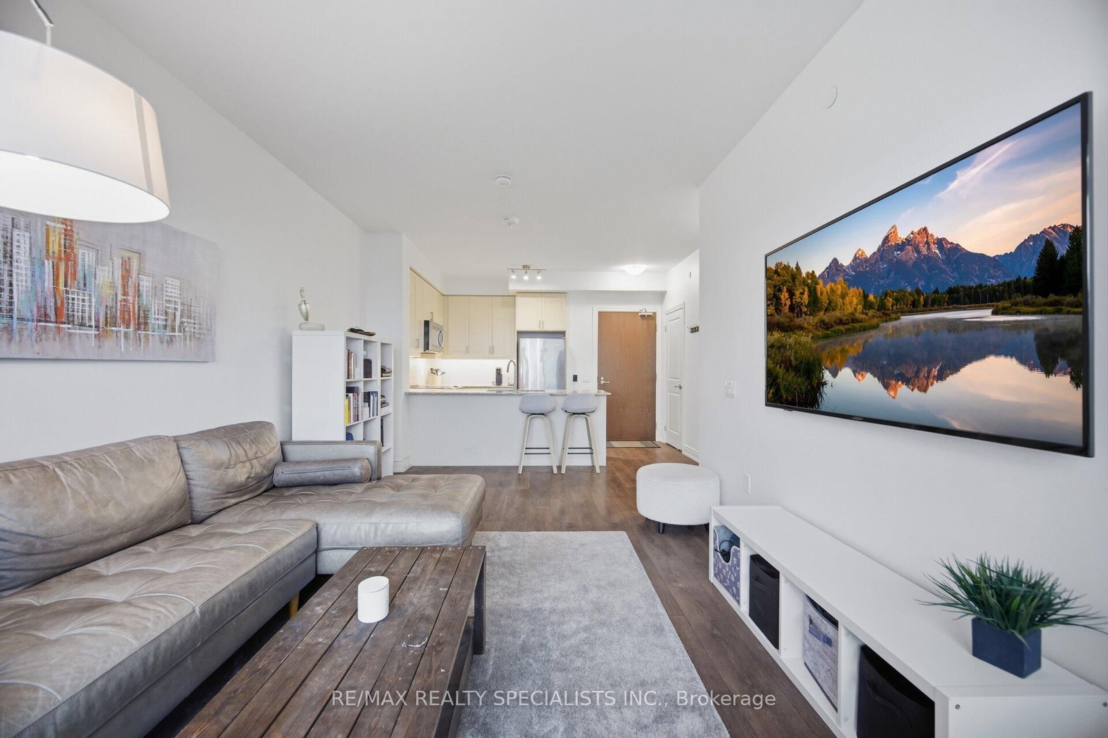 Condo for sale at 405-1050 Main Street, Milton, Ontario, L9T 9M3 - Dempsey - MLS: W12973200