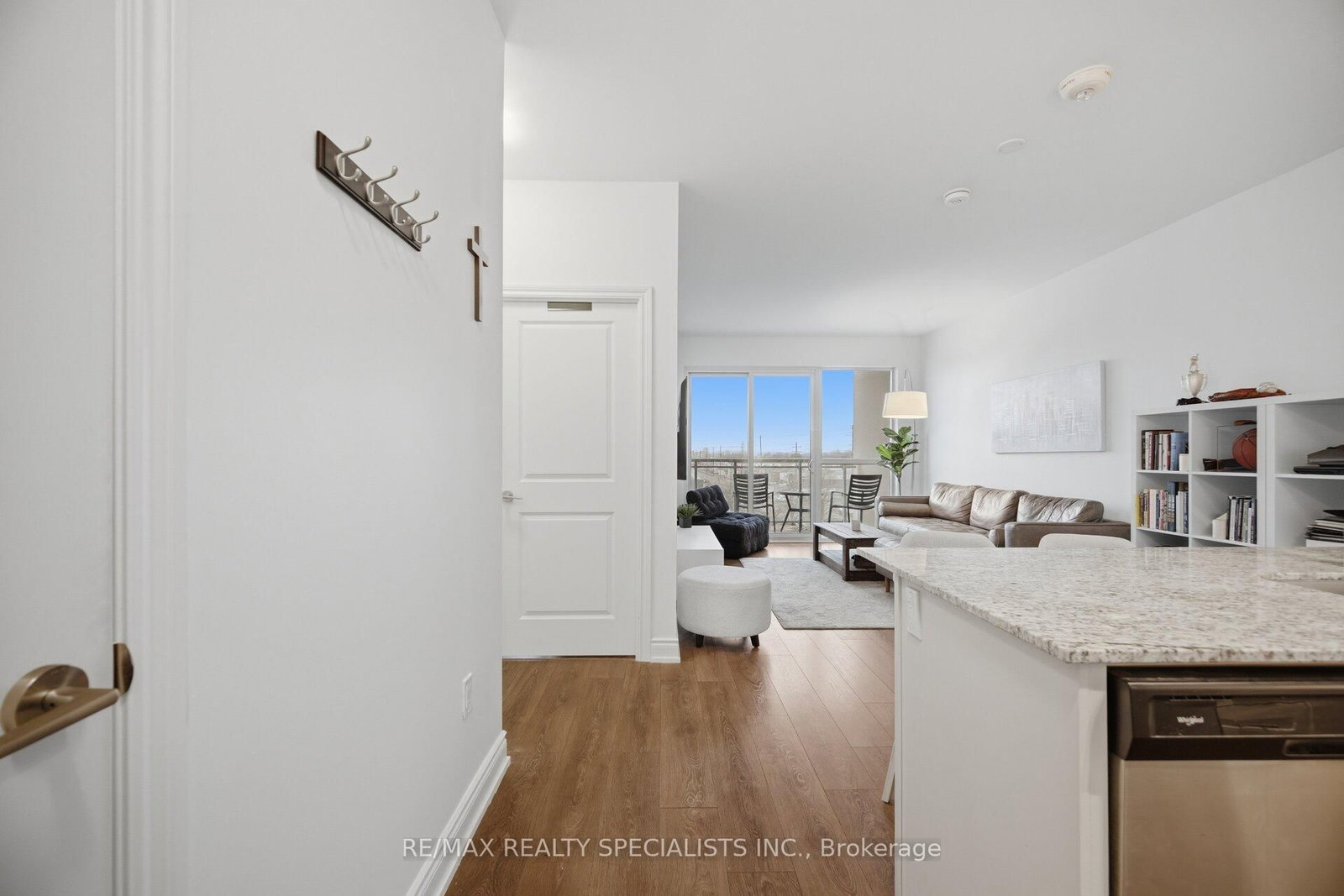 Condo for sale at 405-1050 Main Street, Milton, Ontario, L9T 9M3 - Dempsey - MLS: W12973200