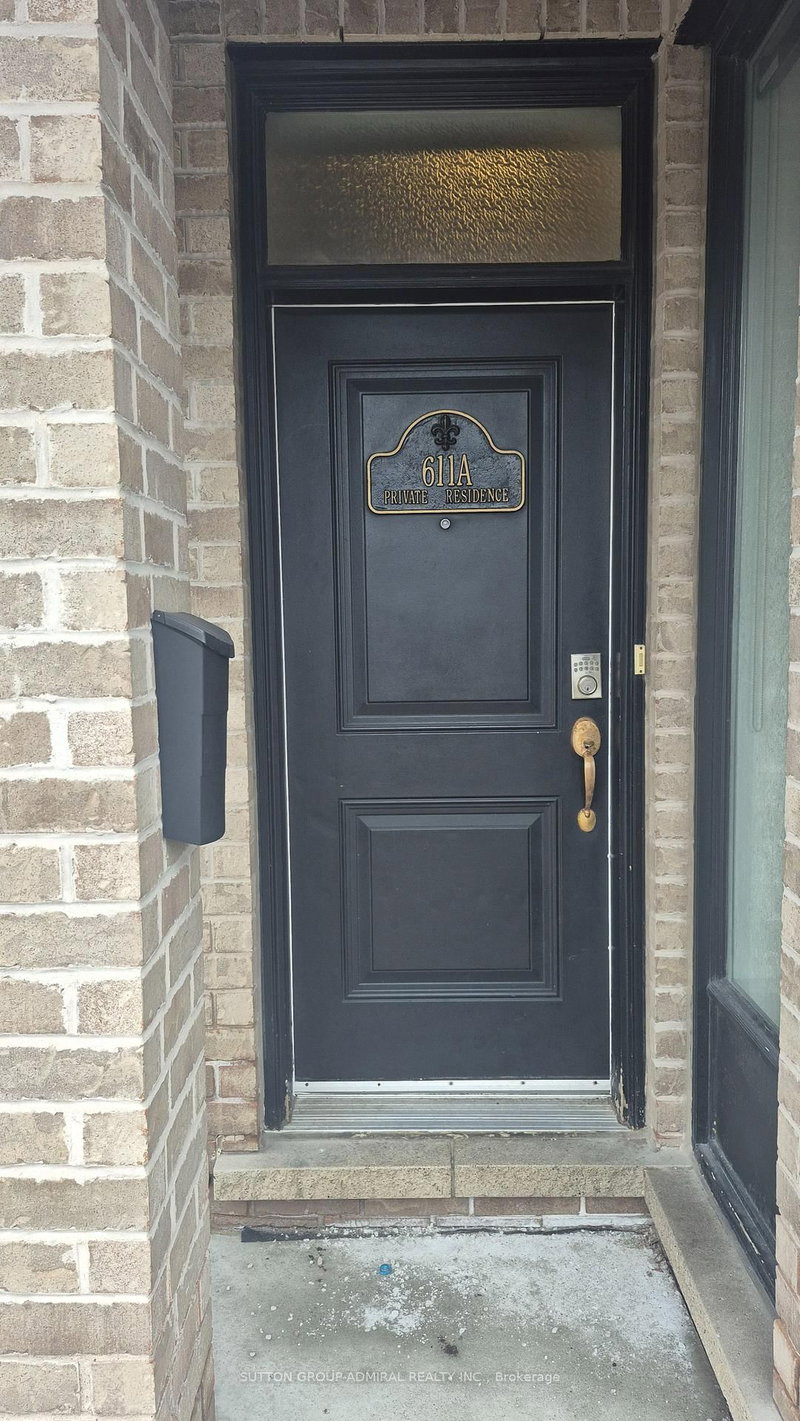611 Marlee Ave, Toronto, M6B 2E1 | Image 3