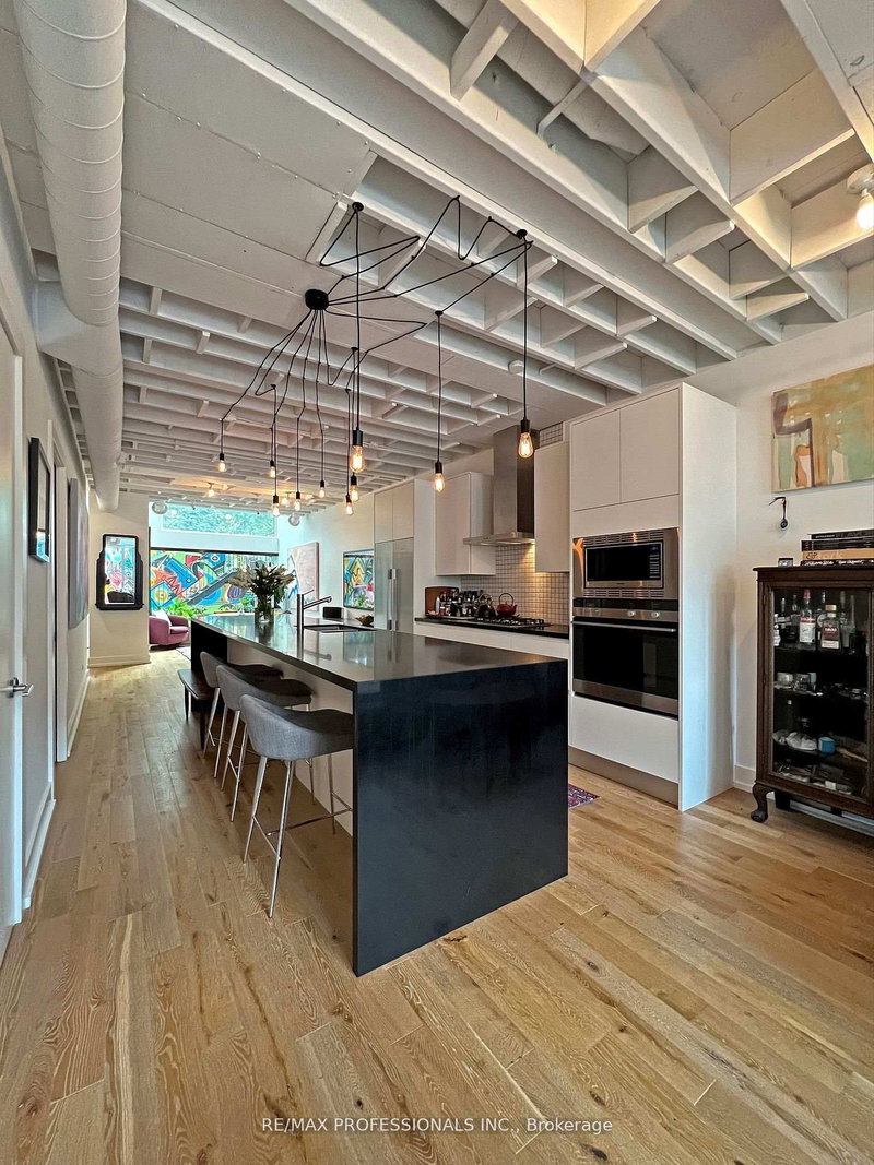B - 60 Melbourne Ave, Toronto, M6K 1K7 | Image 2