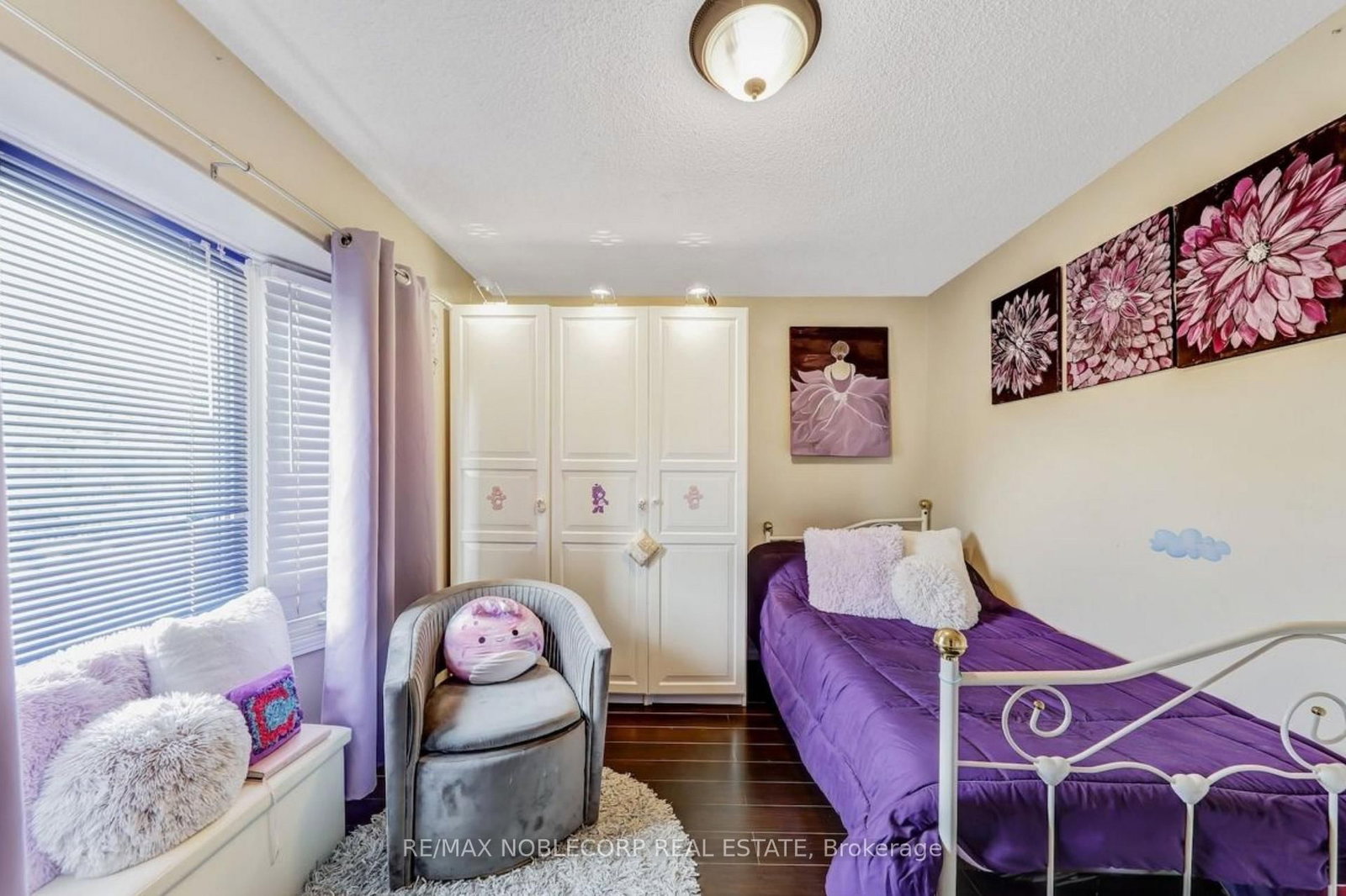 Detached House for sale at 30 Mayberry Court, Brampton, Ontario, L6S 5B2 - Central Park - MLS: W12973552