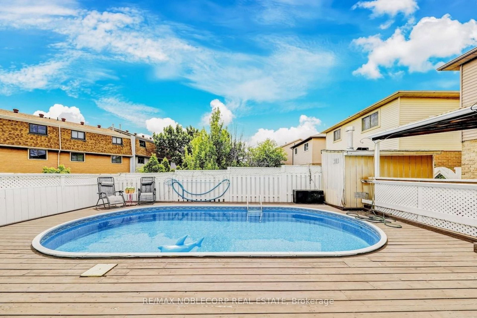 Detached House for sale at 30 Mayberry Court, Brampton, Ontario, L6S 5B2 - Central Park - MLS: W12973552