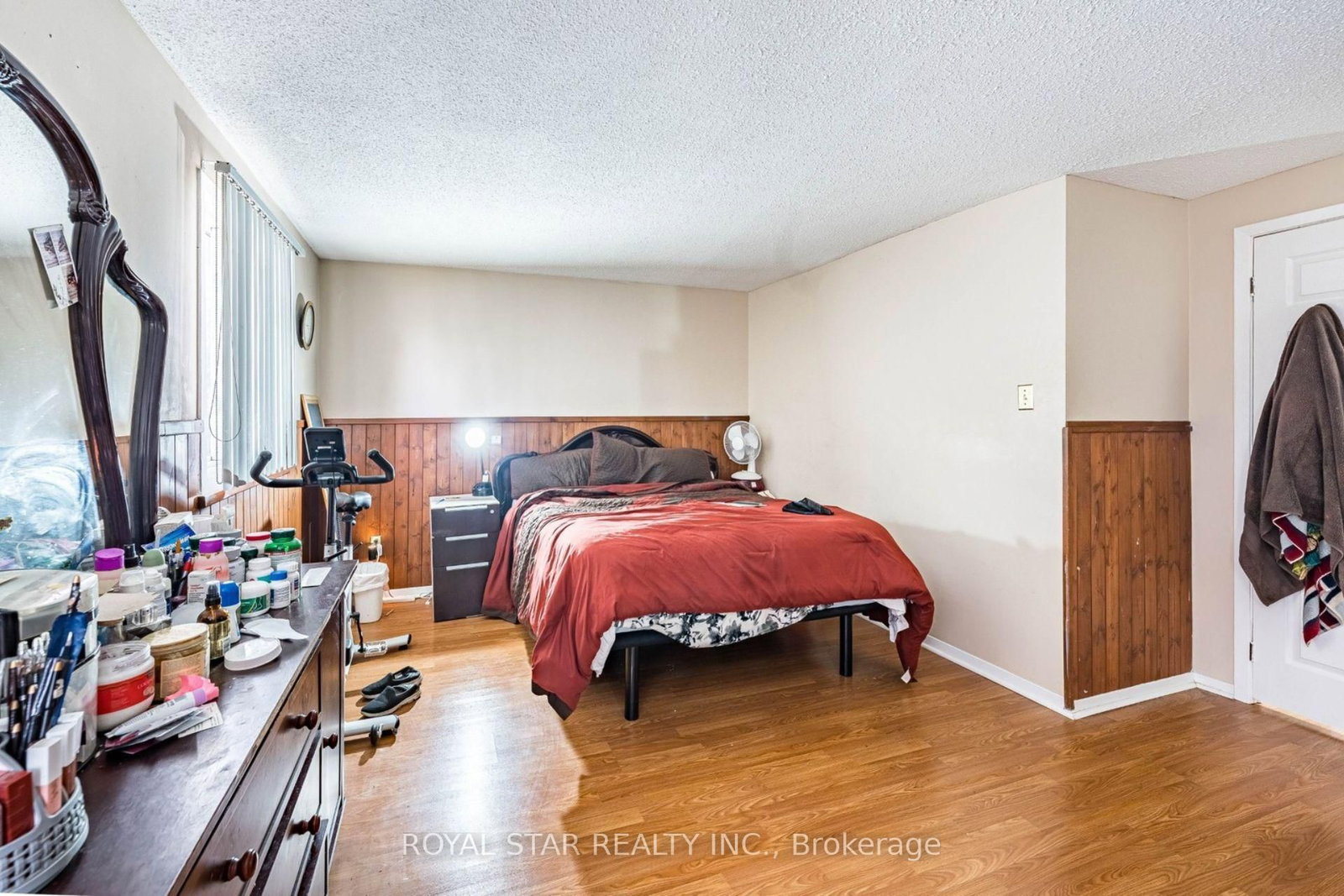 Townhouse for sale at 99-105 Hansen Road, Brampton, Ontario, L6V 3C9 - Madoc - MLS: W12973574