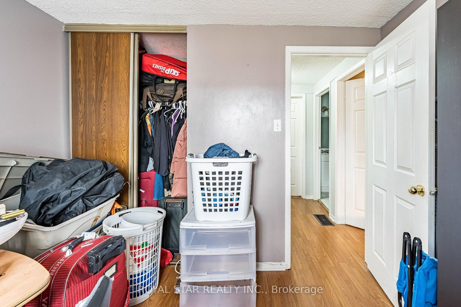 Townhouse for sale at 99-105 Hansen Road, Brampton, Ontario, L6V 3C9 - Madoc - MLS: W12973574