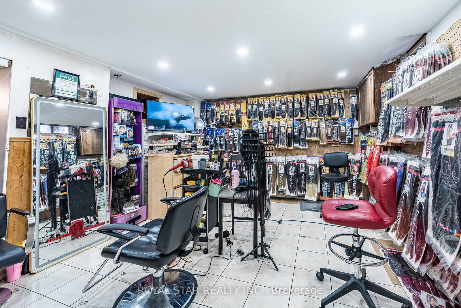 Townhouse for sale at 99-105 Hansen Road, Brampton, Ontario, L6V 3C9 - Madoc - MLS: W12973574