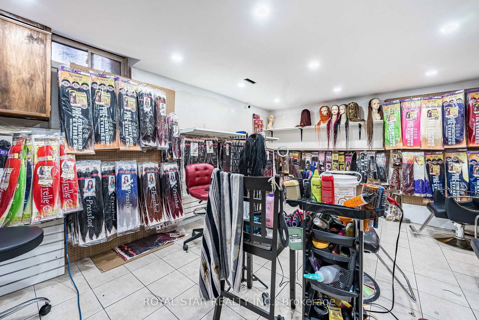 Townhouse for sale at 99-105 Hansen Road, Brampton, Ontario, L6V 3C9 - Madoc - MLS: W12973574