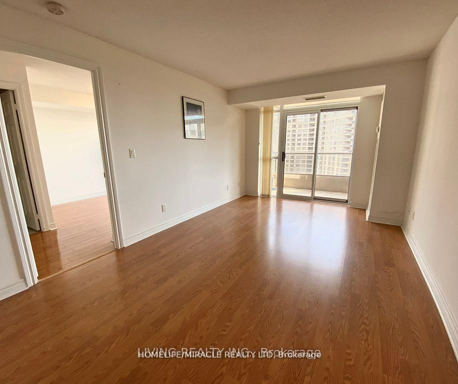 310 Burnhamthorpe Road W, Unit 2110 - Photo 12