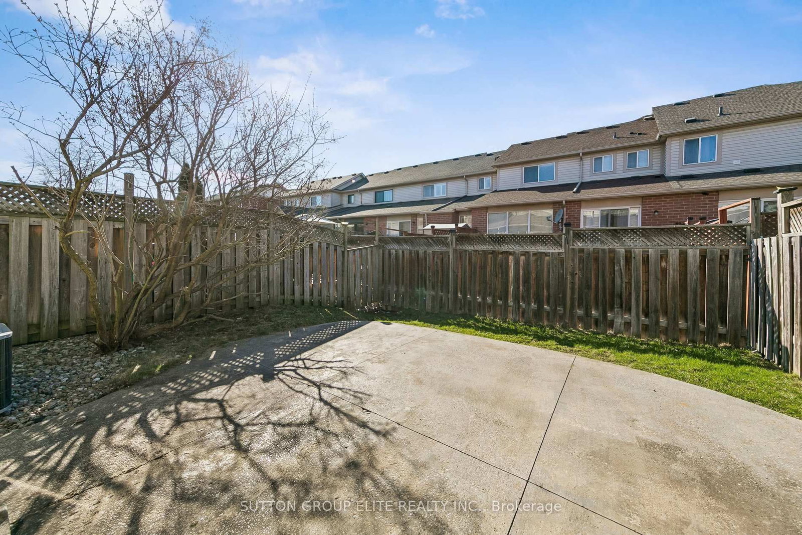 Townhouse for sale at 636 Porter Way, Milton, Ontario, L9T 5W2 - Beaty - MLS: W12973684