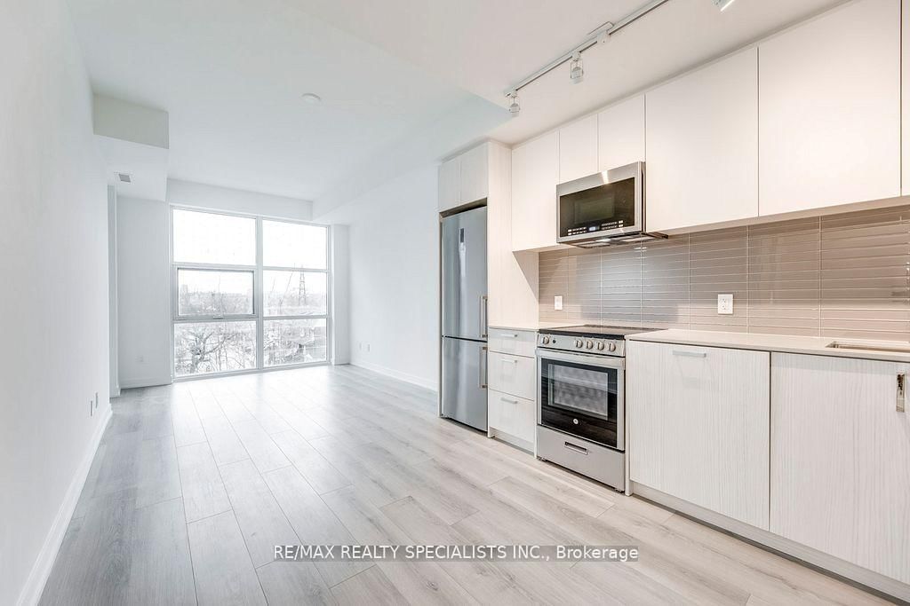 1787 St. Clair Avenue, Unit 419 - Photo 7