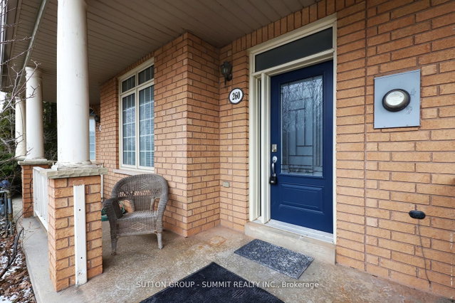 260 GLENASHTON Drive