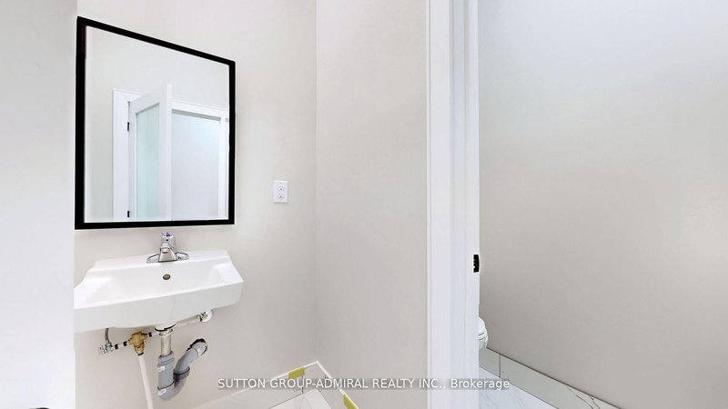 18 and 19 - 800 Petrolia Rd, Toronto, M3J 3K4 | Image 3