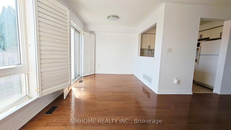 340 KITTRIDGE Rd, Oakville, L6H 7K6 | Image 3