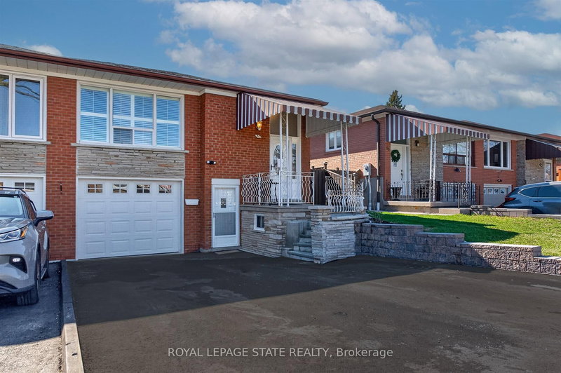 57 Starview Dr, Toronto, M9M 1K7 | Image 3