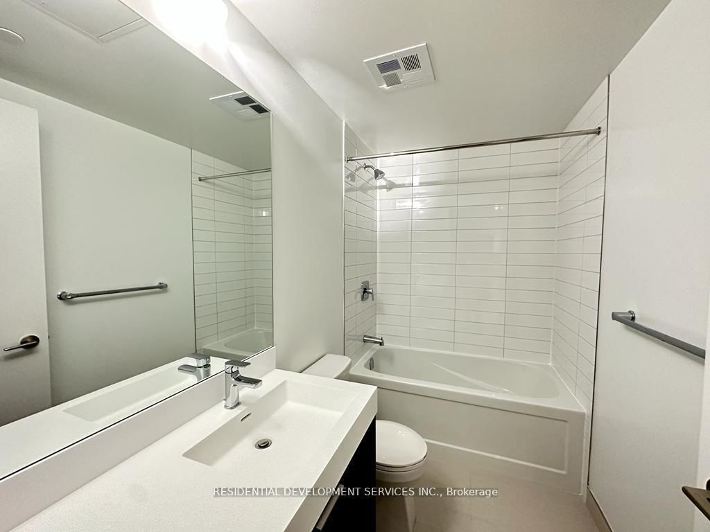 Condo for lease at 131-11 Maryport Avenue, Toronto, Ontario, M3M 0E2 - Downsview-Roding-CFB - MLS: W12974246