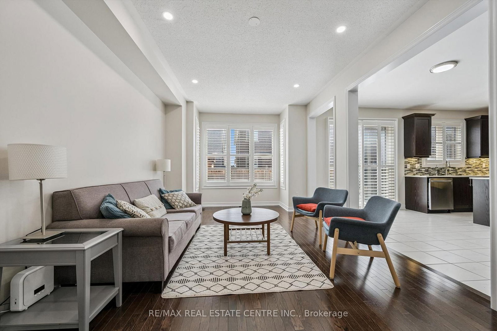 Detached House for sale at 37 Zanetta Crescent, Brampton, Ontario, L6Y 6A2 - Credit Valley - MLS: W12974290