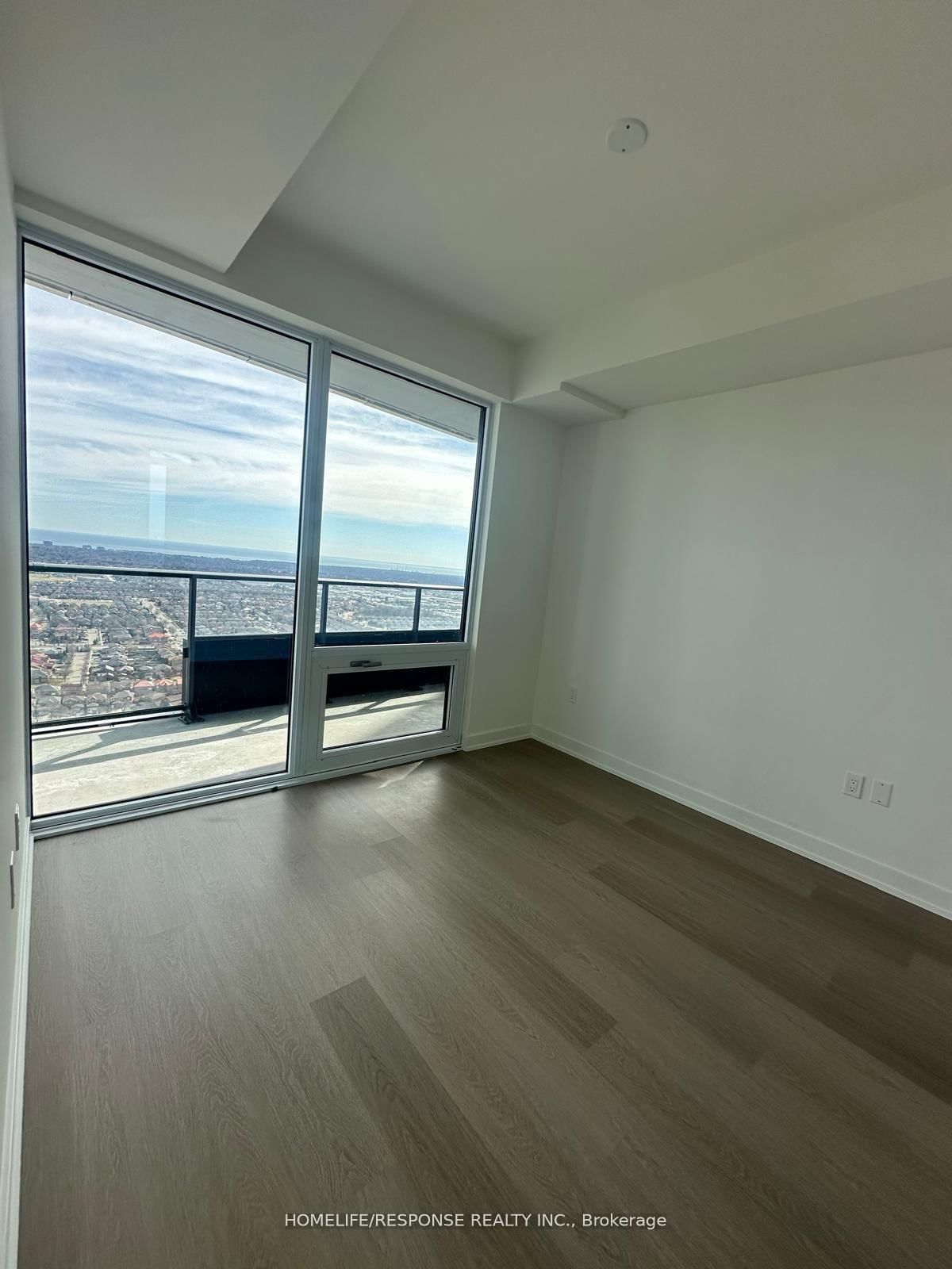 448 Burnhamthorpe Road W, Unit 3808 - Photo 24