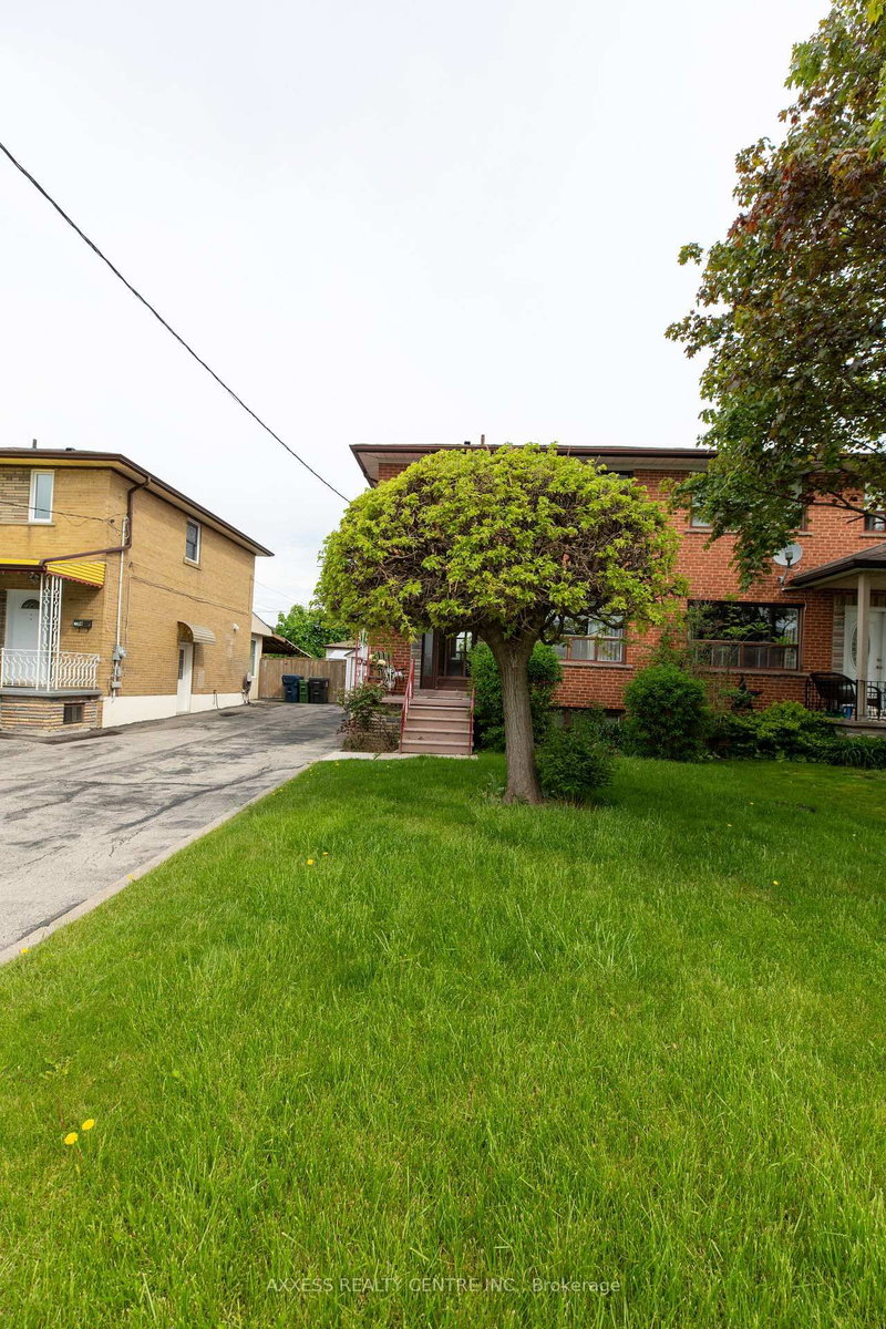 76 Dombey Rd, Toronto, M3L 1P2 | Image 2