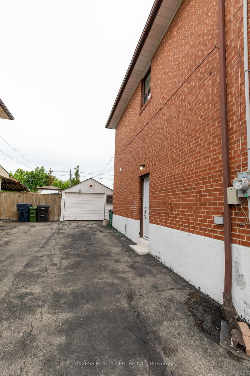 76 Dombey Rd, Toronto, M3L 1P2 | Image 3