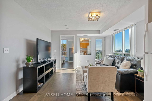 303 - 2545 Erin Centre Boulevard