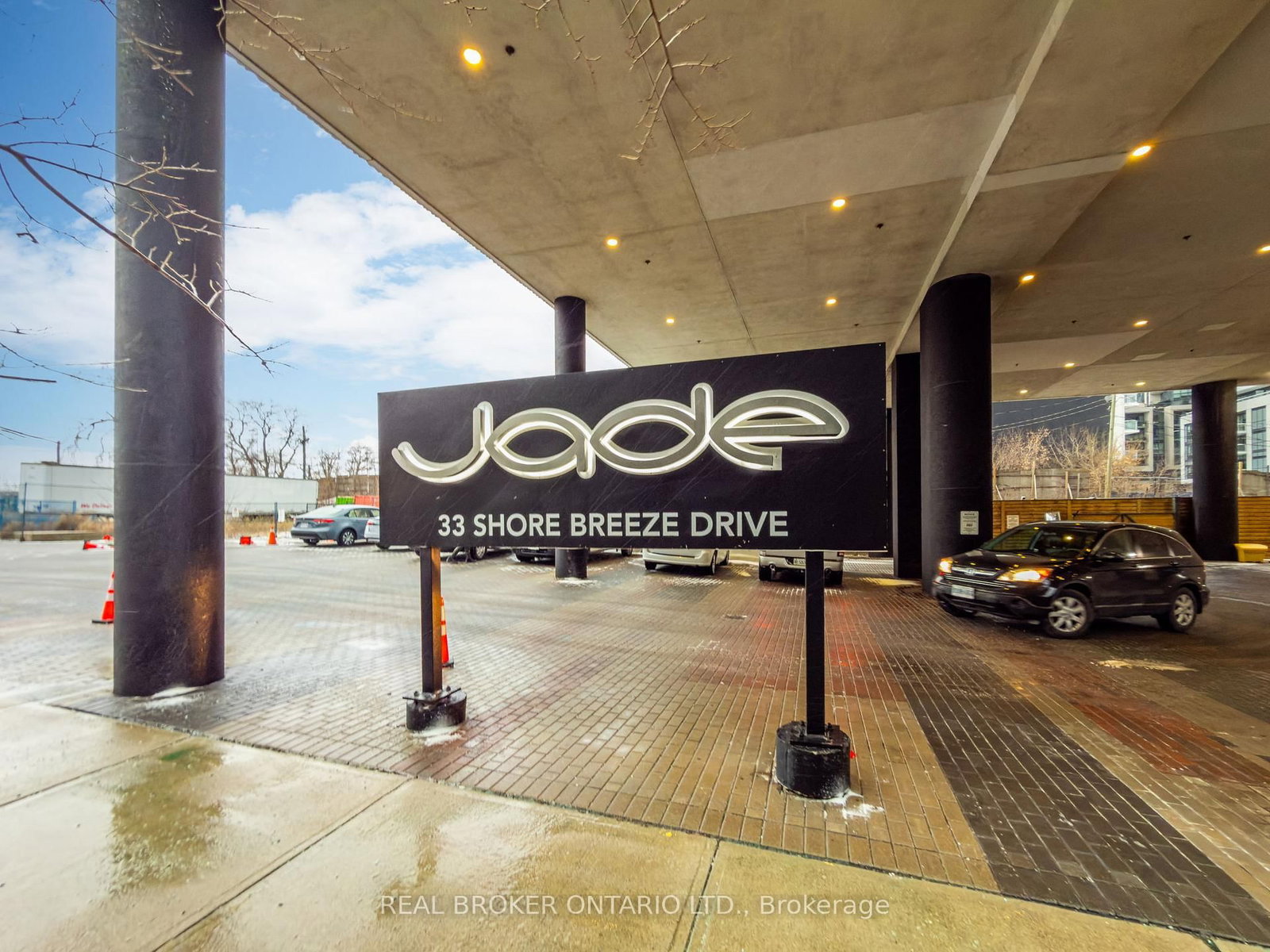 33 Shore Breeze Drive, Unit 1801 - Photo 27