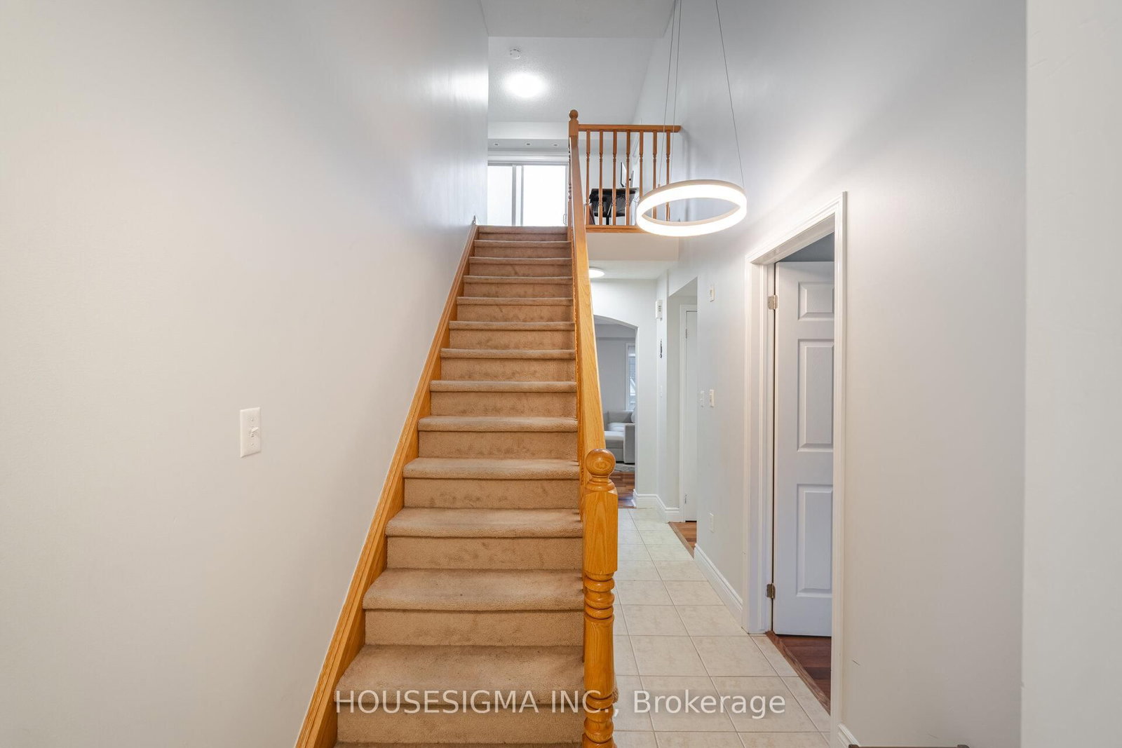 760 Neighbourhood Circle, Unit 3 - Photo 21