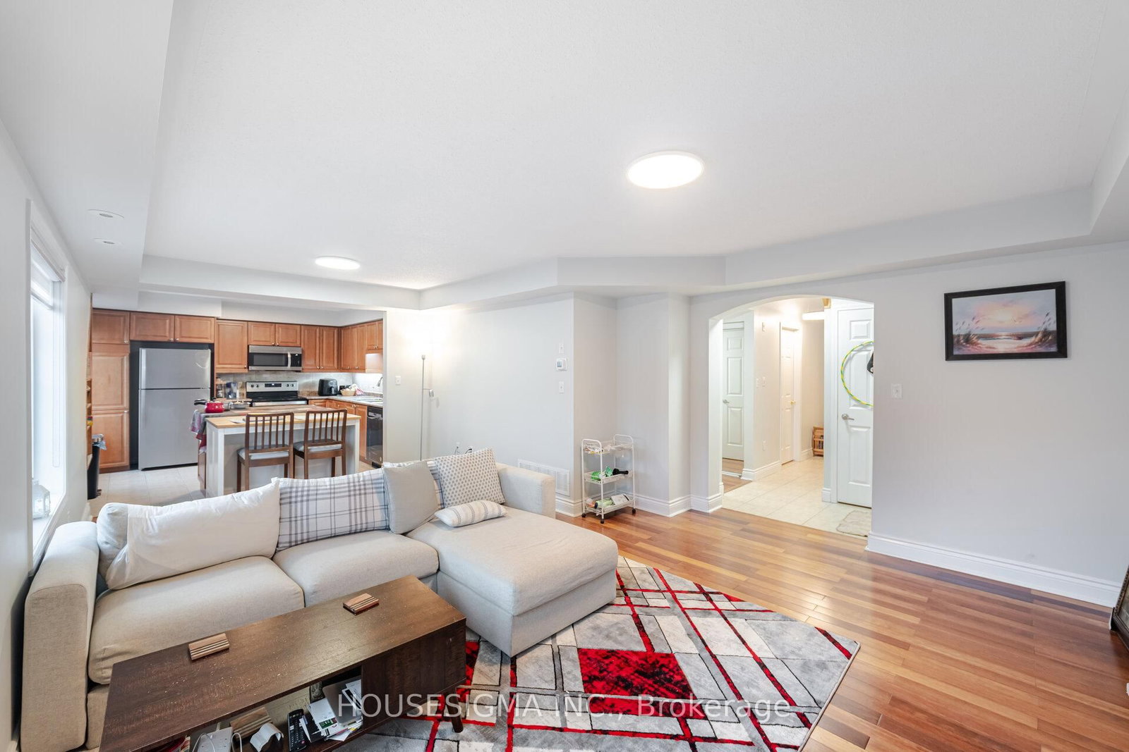 760 Neighbourhood Circle, Unit 3 - Photo 4