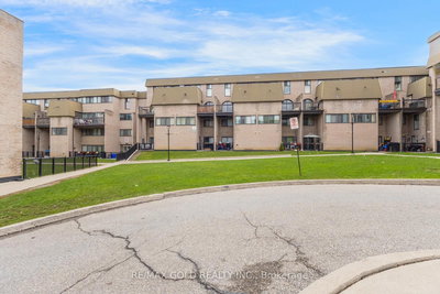 235 - 2095 Roche Crt | Mississauga | Image