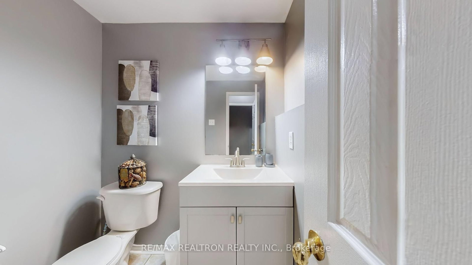 Detached House for sale at 147 Porchlight Road, Brampton, Ontario, L6X 4R7 - Fletcher's Creek Village - MLS: W12974726