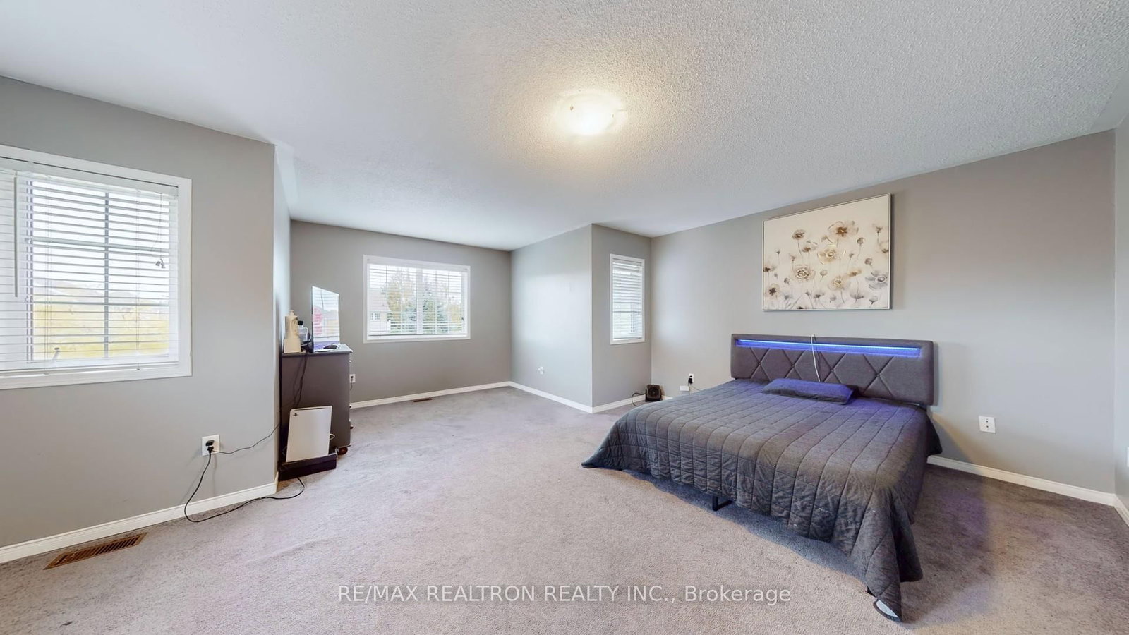 Detached House for sale at 147 Porchlight Road, Brampton, Ontario, L6X 4R7 - Fletcher's Creek Village - MLS: W12974726