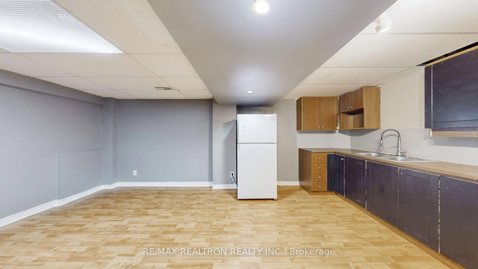 Detached House for sale at 147 Porchlight Road, Brampton, Ontario, L6X 4R7 - Fletcher's Creek Village - MLS: W12974726