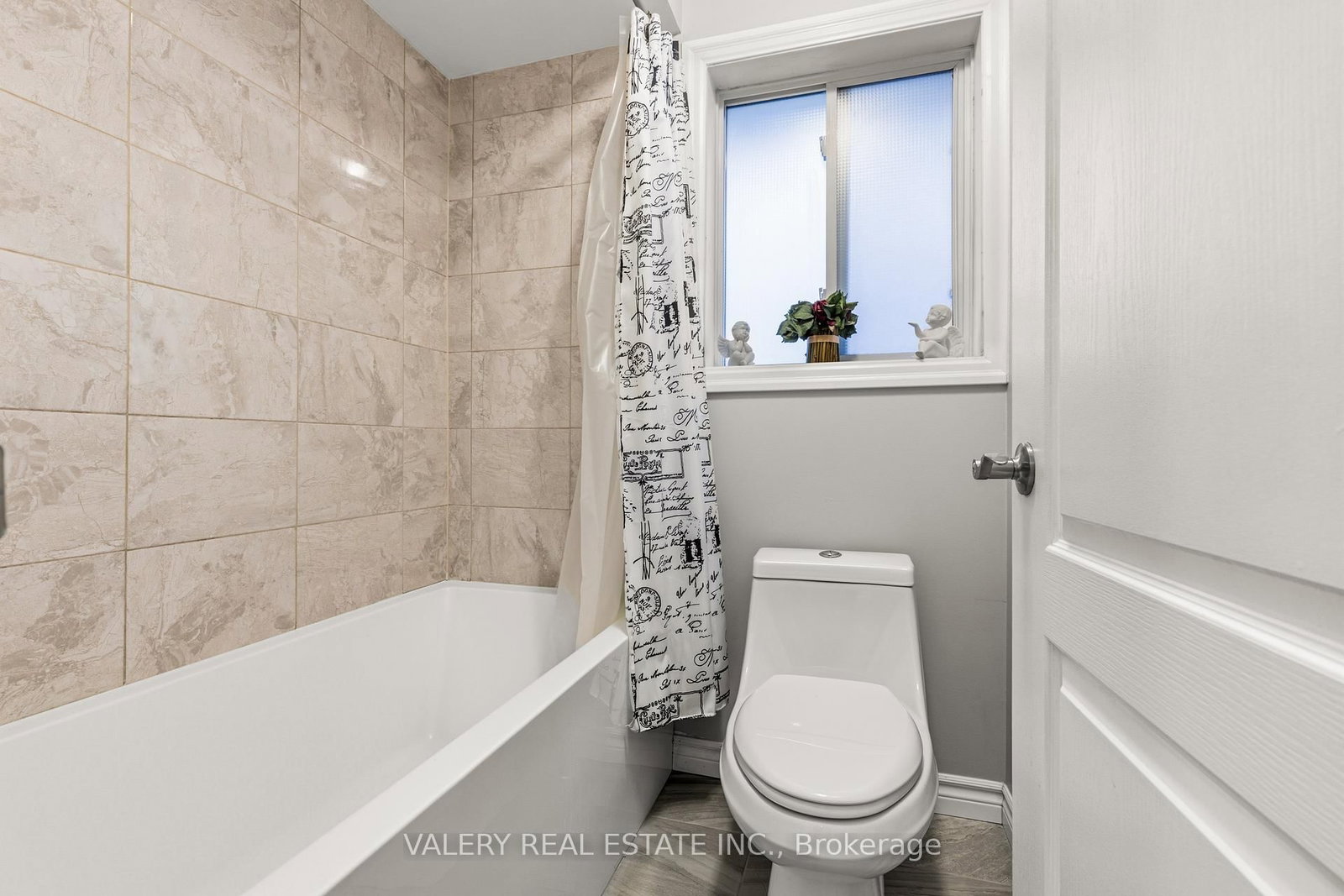 Detached House for sale at 62 Penbridge Circle, Brampton, Ontario, L7A 2P9 - Fletcher's Meadow - MLS: W12974750