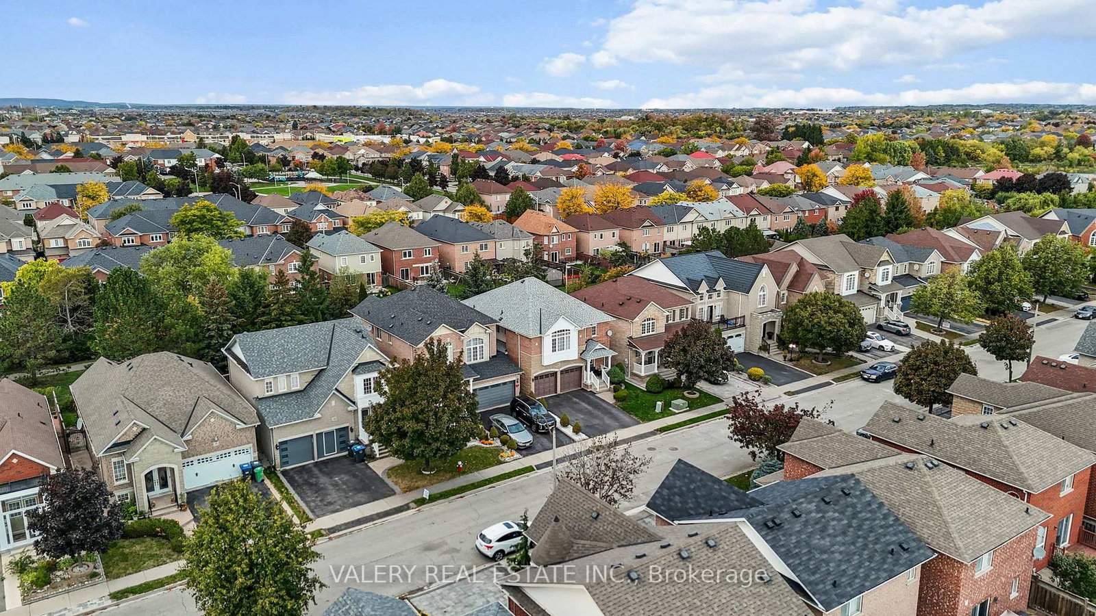 Detached House for sale at 62 Penbridge Circle, Brampton, Ontario, L7A 2P9 - Fletcher's Meadow - MLS: W12974750