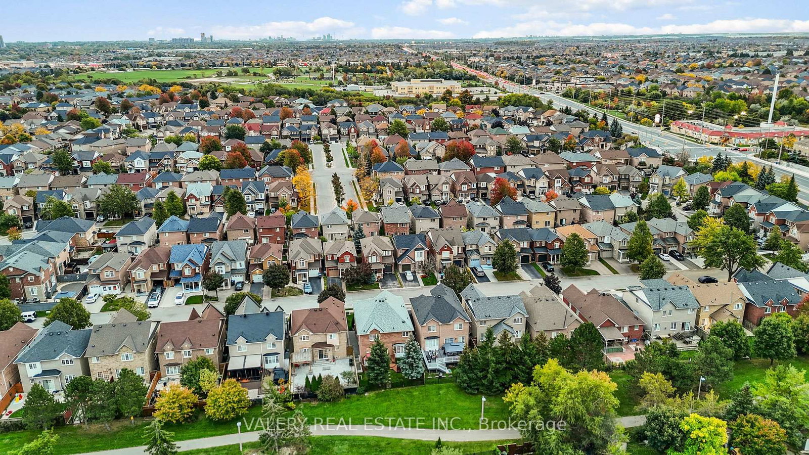 Detached House for sale at 62 Penbridge Circle, Brampton, Ontario, L7A 2P9 - Fletcher's Meadow - MLS: W12974750