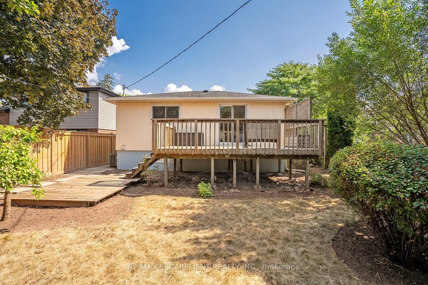 Detached House for sale at 652 Ardleigh Crescent, Burlington, Ontario, L7L 4K8 - Appleby - MLS: W12975286