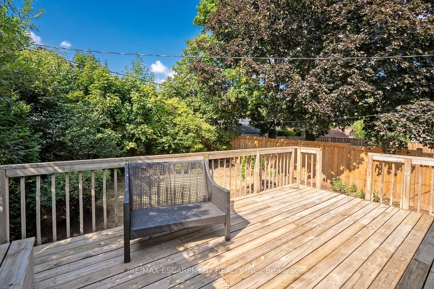 Detached House for sale at 652 Ardleigh Crescent, Burlington, Ontario, L7L 4K8 - Appleby - MLS: W12975286