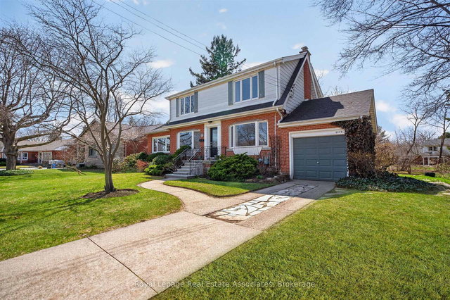 2079 Deyncourt Drive