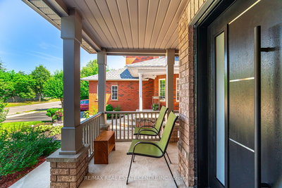 46 Lakefield Road, Brampton, Ontario image-0-3