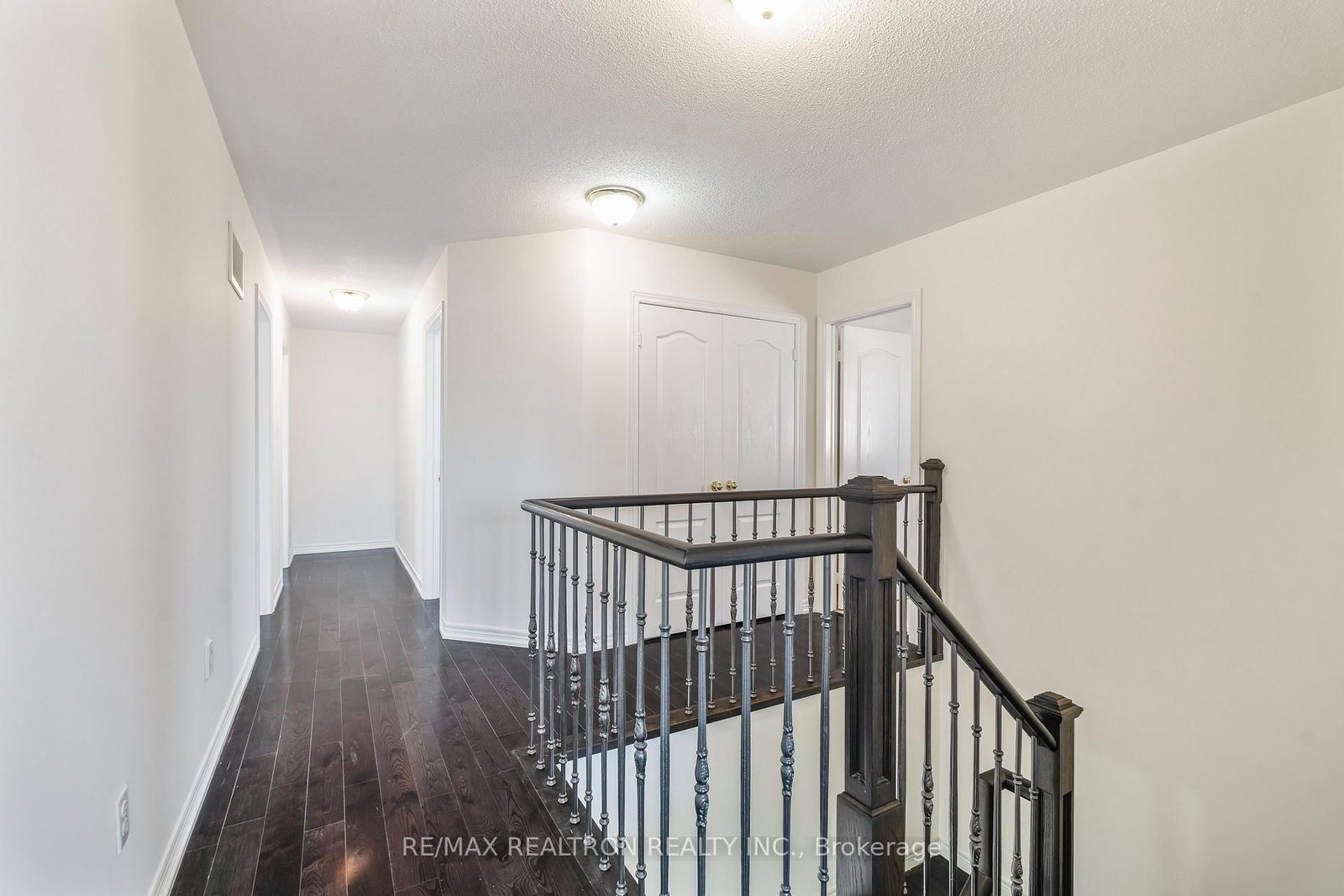 Detached House for sale at 9 CONSTANCE Street, Brampton, Ontario, L6P 3C9 - Bram East - MLS: W12975356