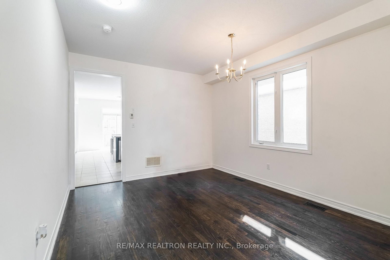 Detached House for sale at 9 CONSTANCE Street, Brampton, Ontario, L6P 3C9 - Bram East - MLS: W12975356